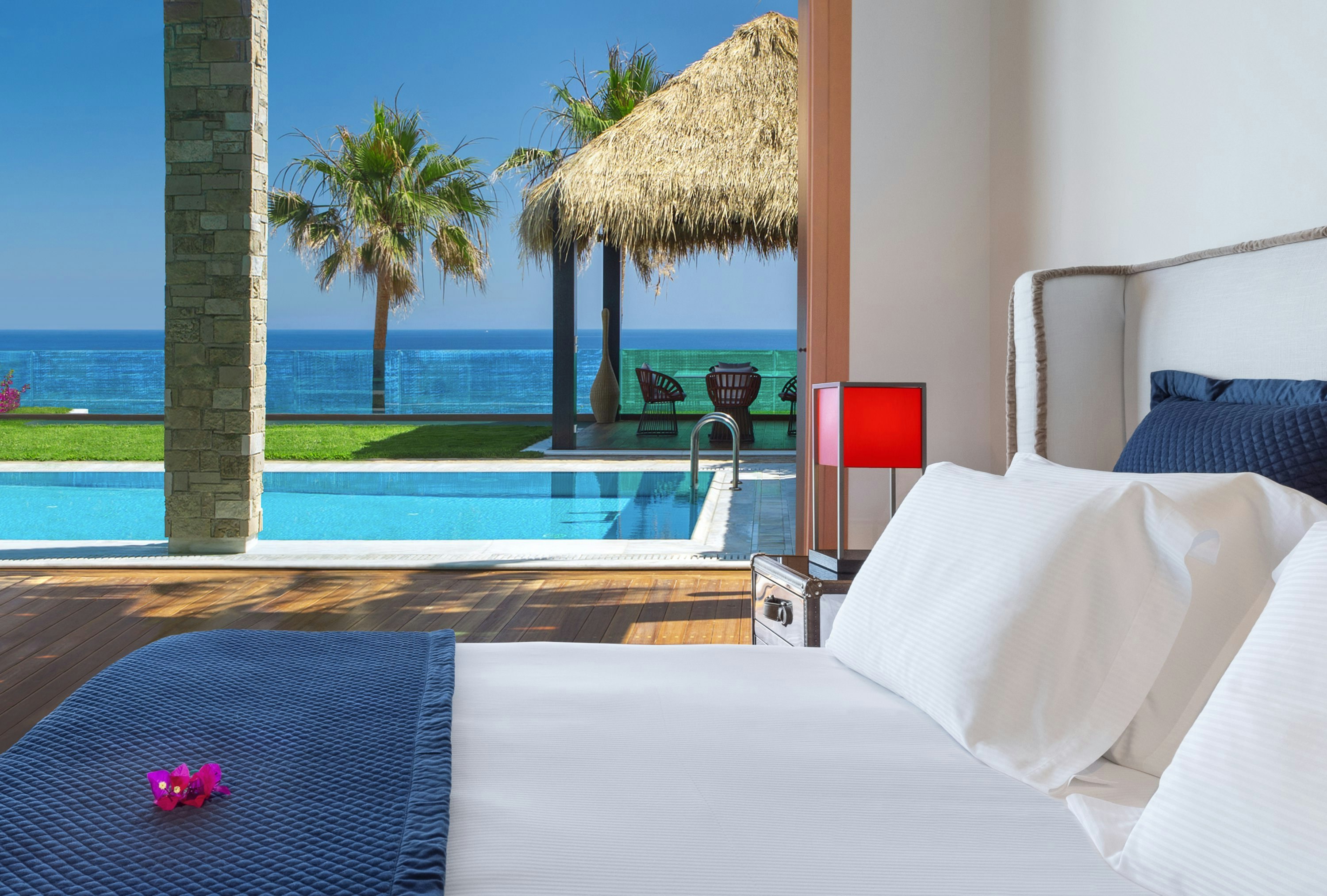 Royal Spa Villa - Bedroom