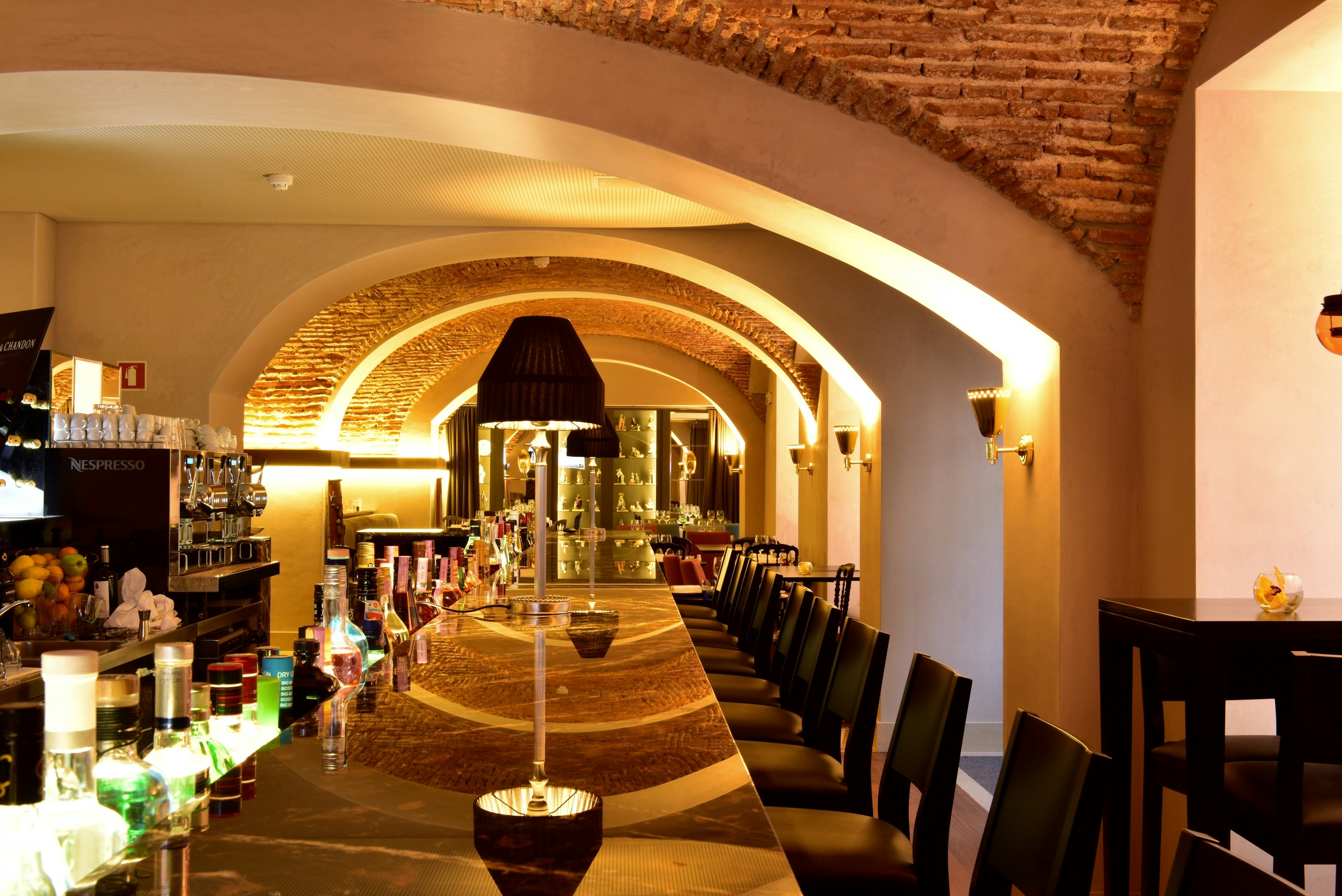 RIB Beef & Wine - Bar area