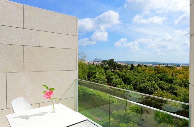 Superior Premium View