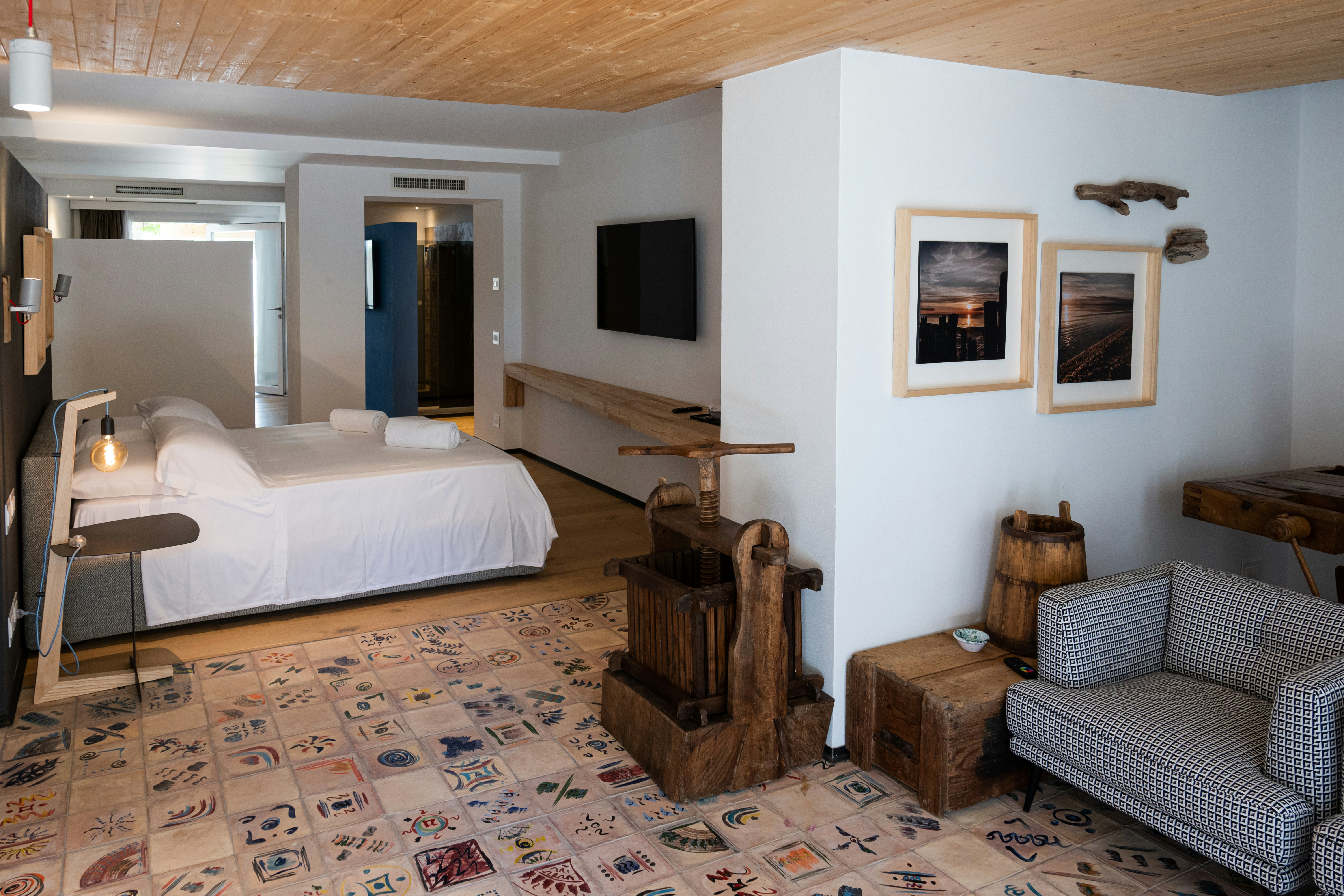 Master Suite with private pool