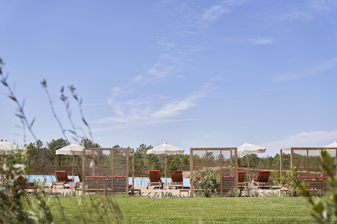 Outdoor Pool & Gardens