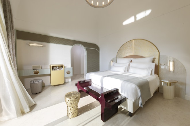 Deluxe Double Room - Bedroom