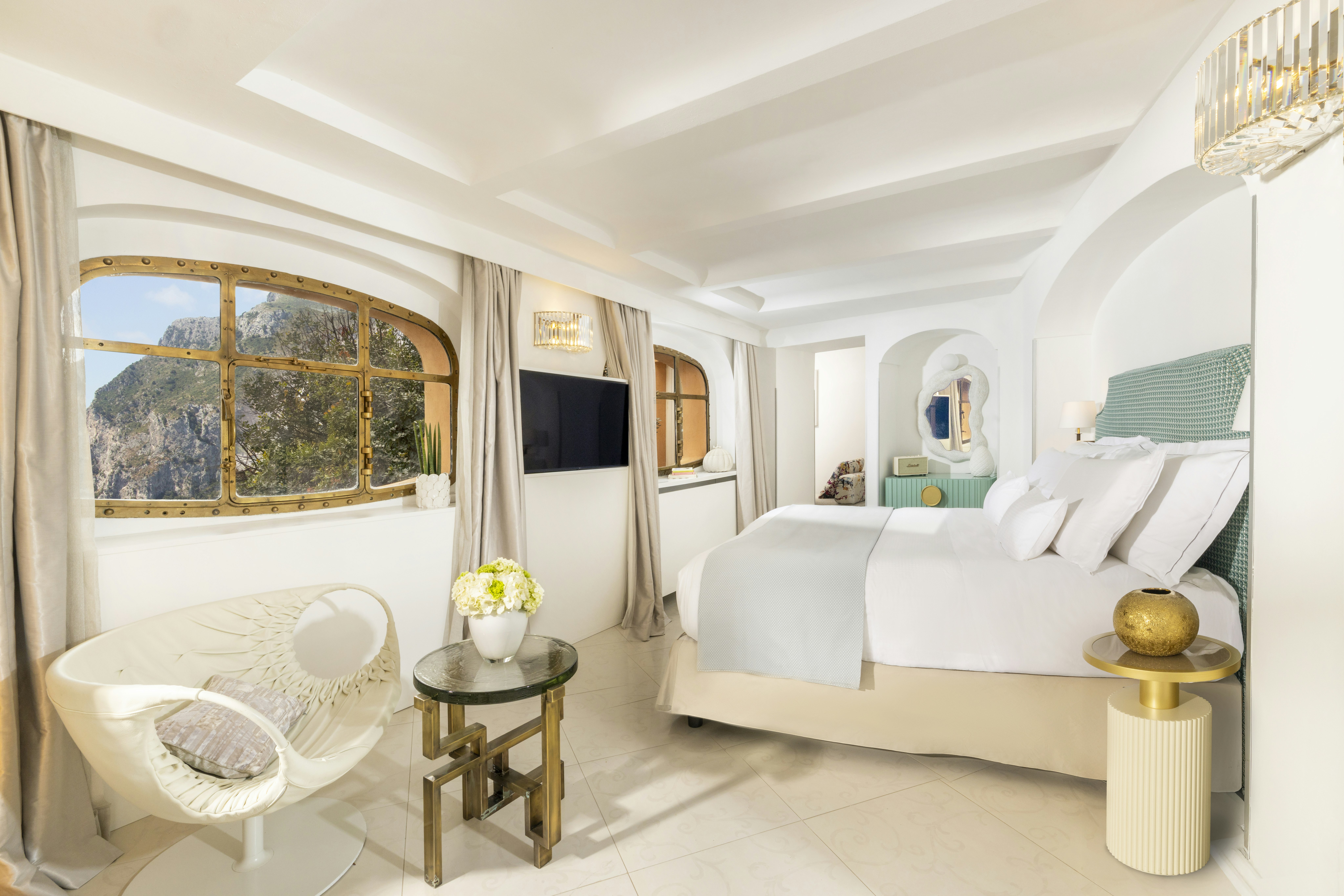 Deluxe Double - Bedroom