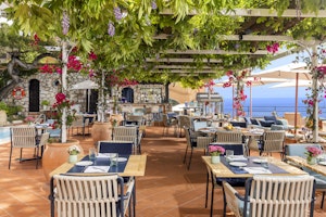 Tragara Club Pergolato Area