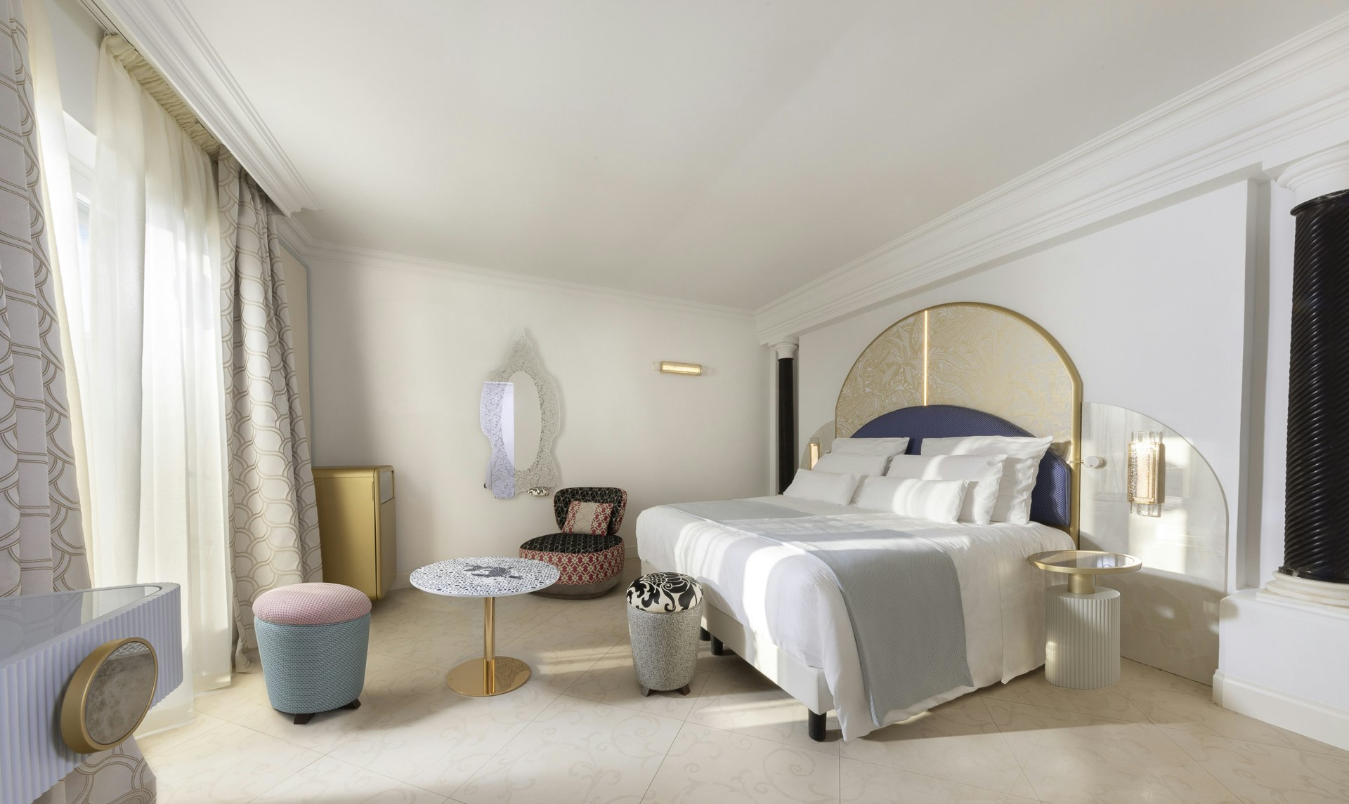 Superior Garden Pool Side View - Bedroom