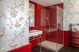 Master Suite Bathroom