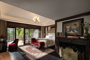 MEIGUIQING Bedroom