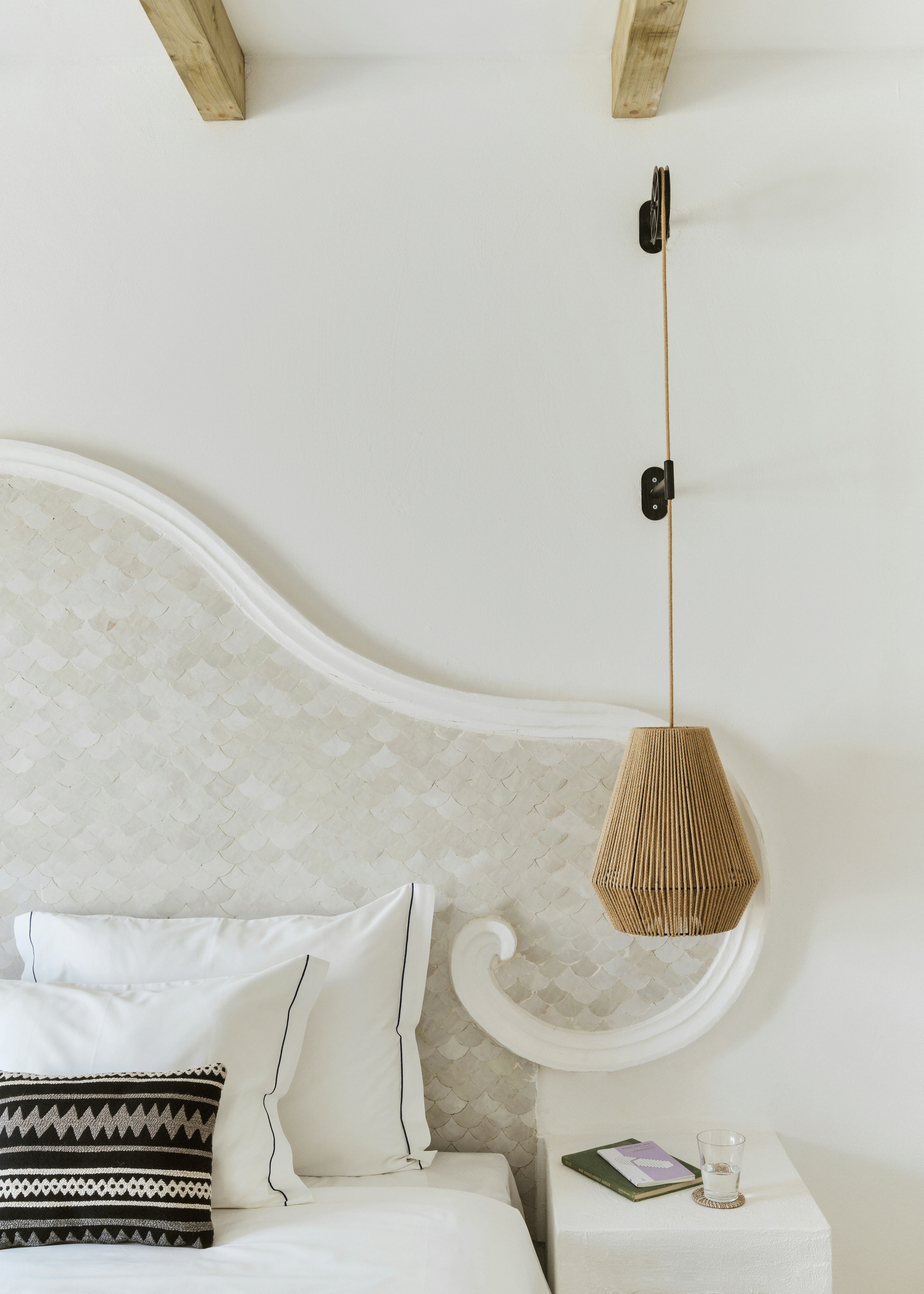 Deluxe Room - Bedroom