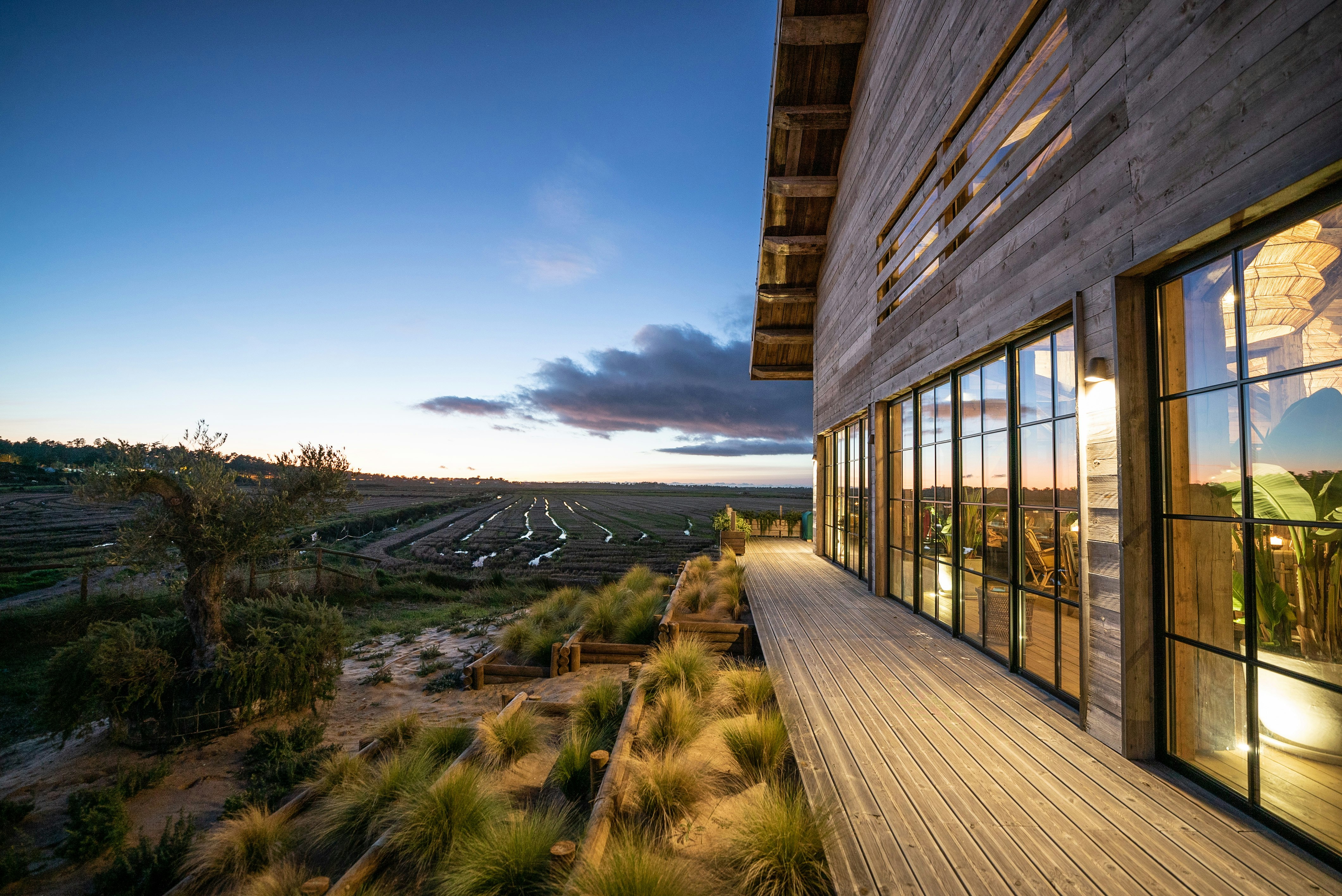 Inari Restaurant - Exterior