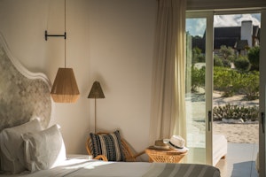 Deluxe Room - Bedroom