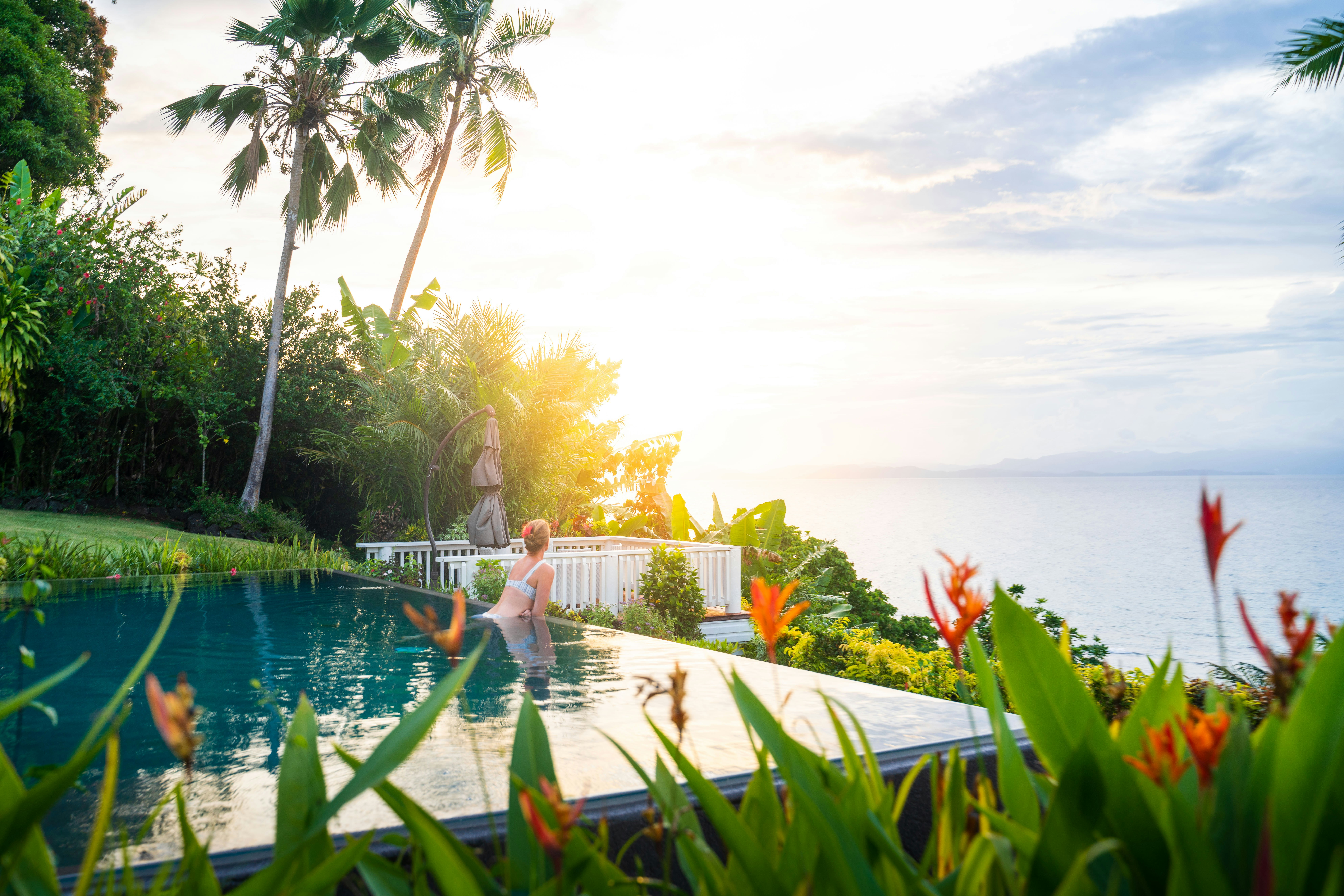 Pool and Overlook Deck