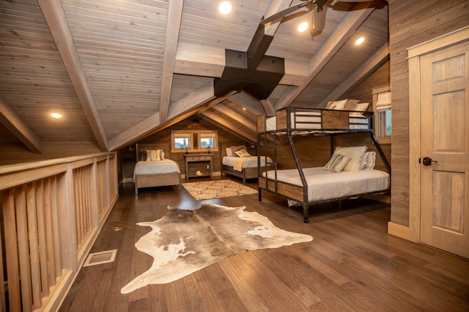 Bent River - Bedroom