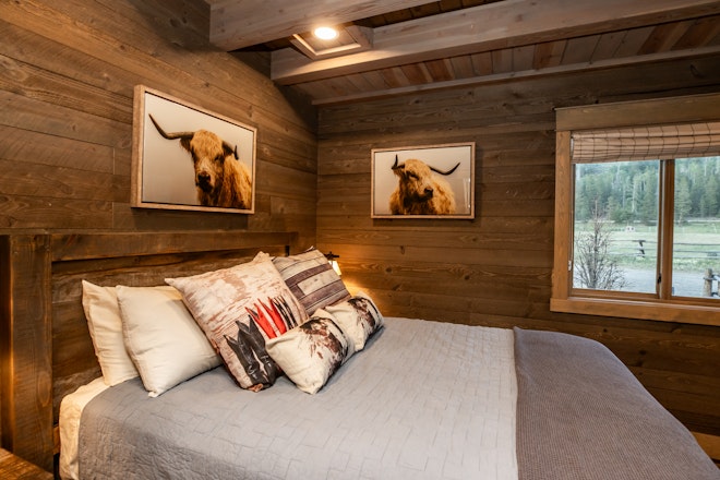 Bent River - Bedroom