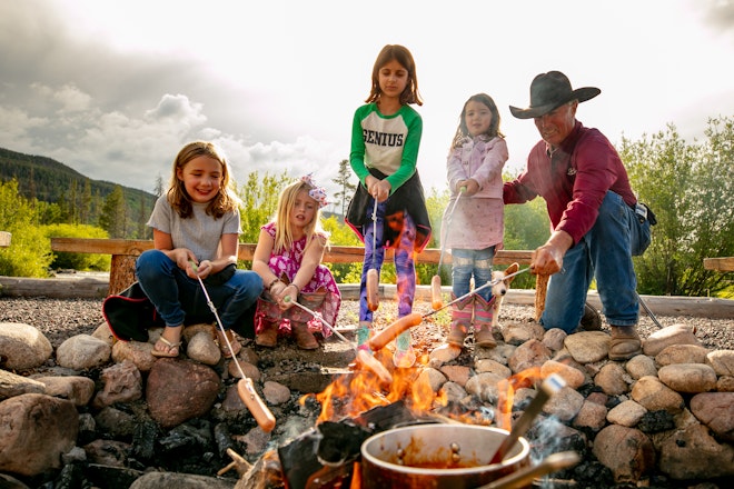 Tim, Manager, Cooking S'mores