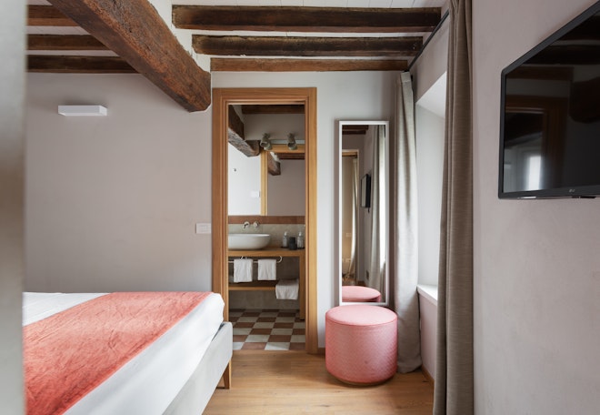 Classic Room