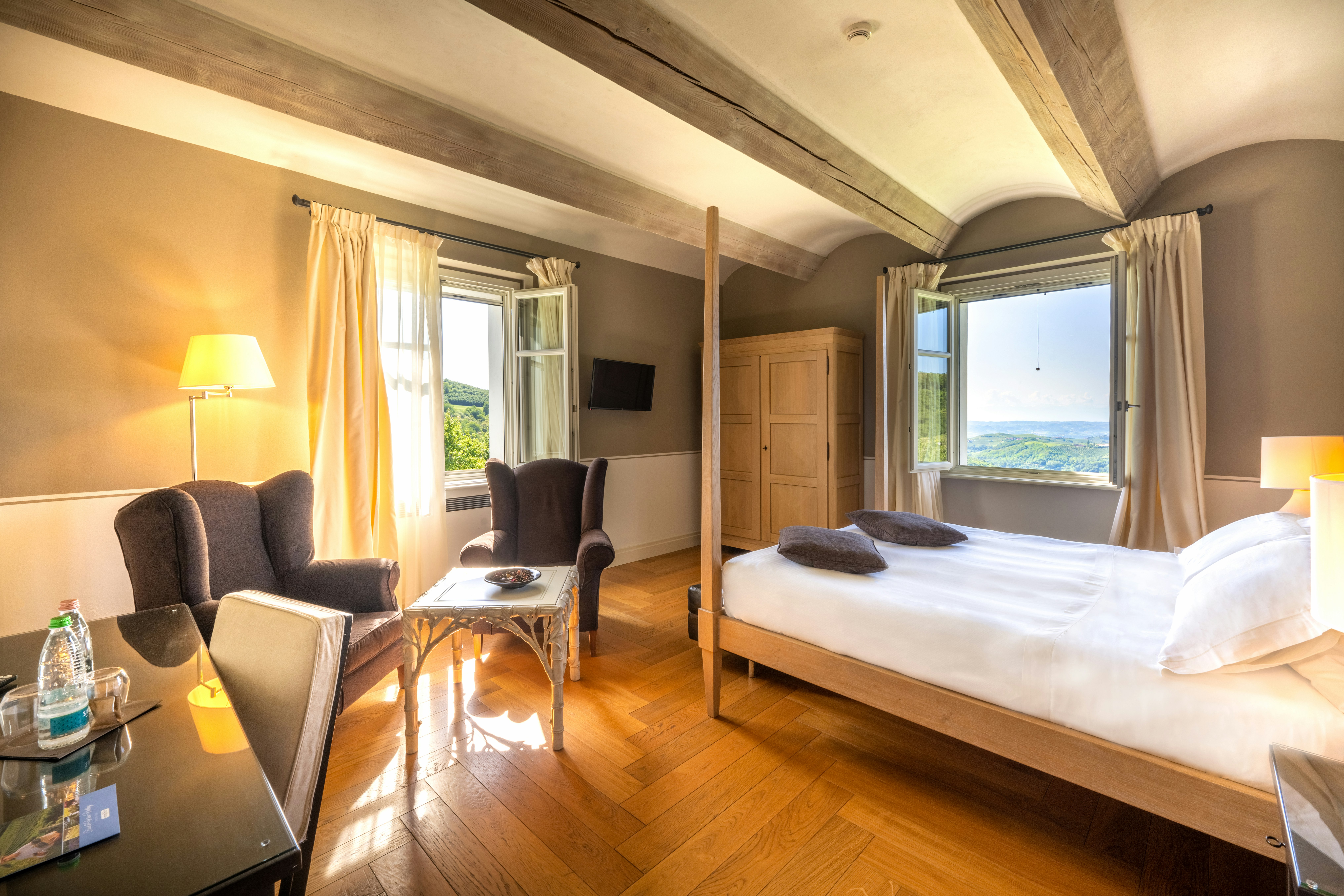 Junior Suite - Bedroom