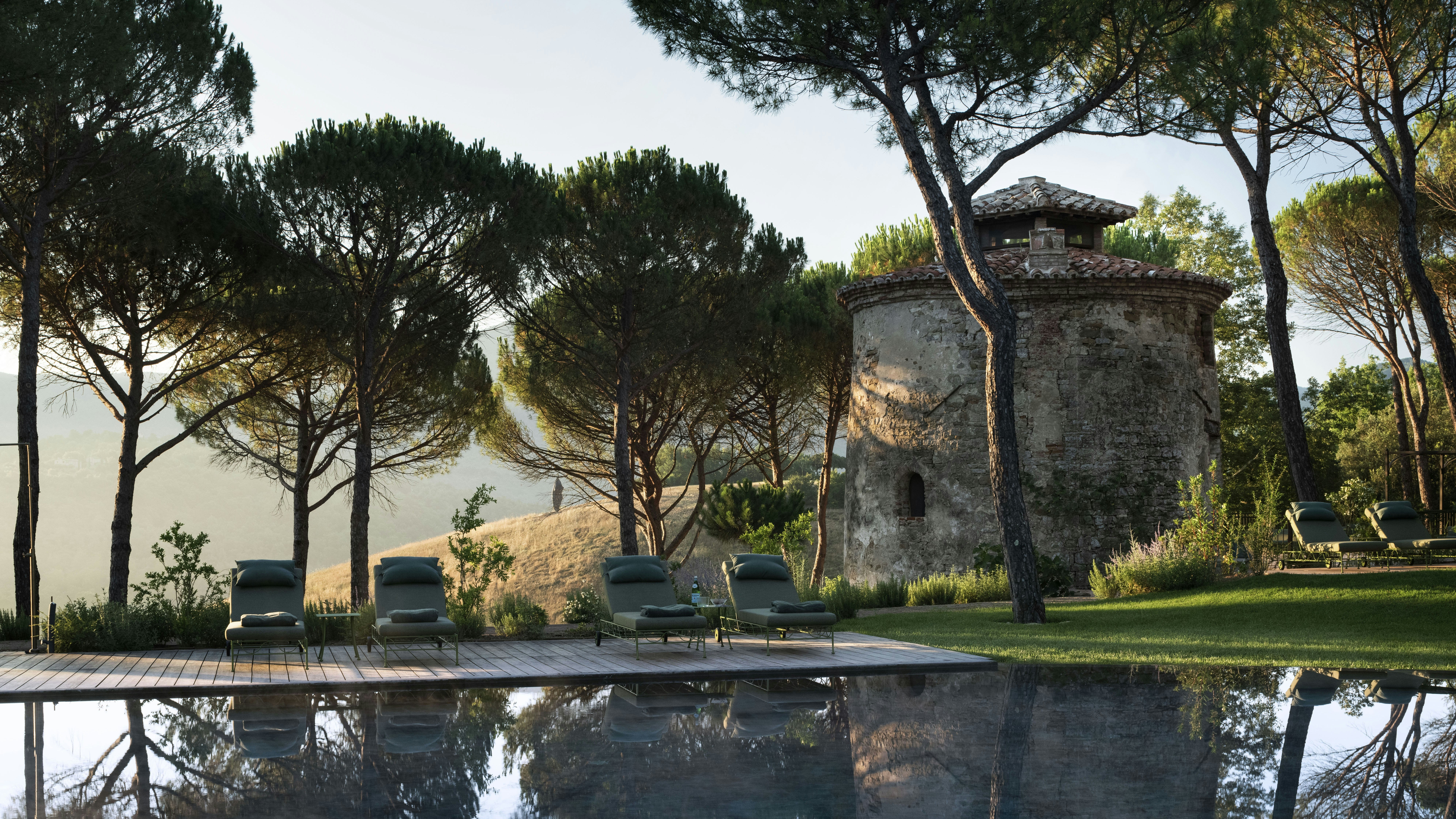 Il Torrino Pool Bar - Reschio Hotel