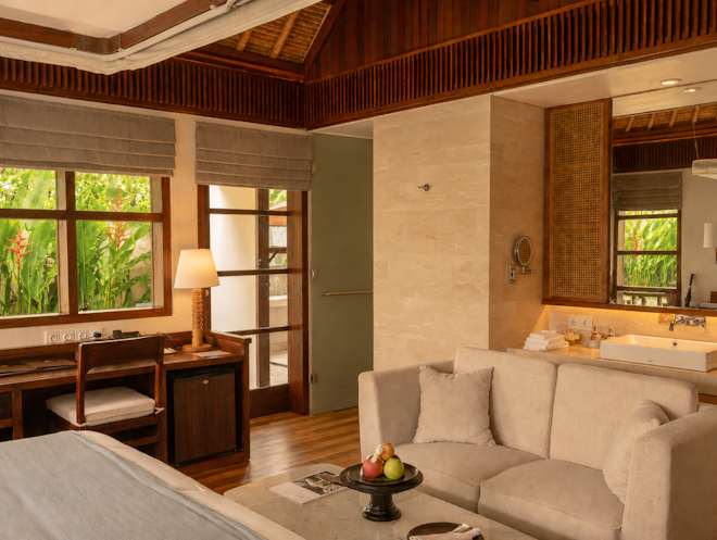Classic Room - Living Area