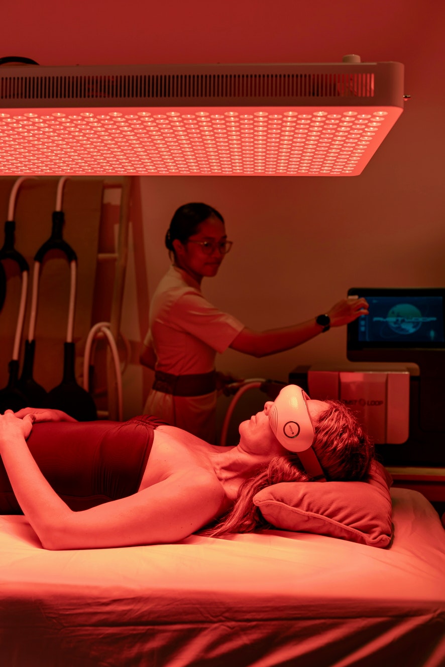 Vitality Centre Advance Red Light Theraphy