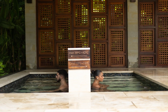 Hydro Pool