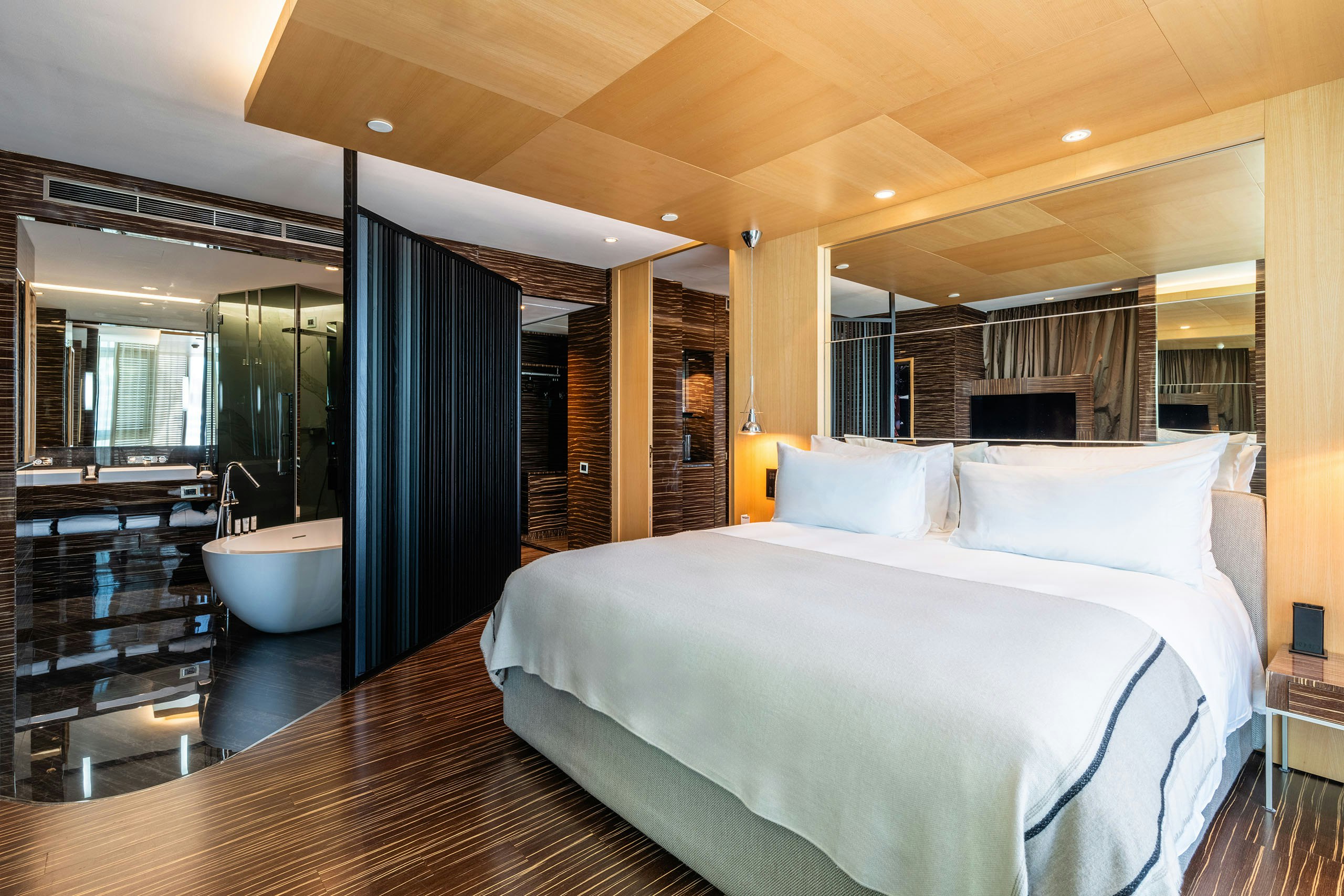 Grand Suite Harbour View