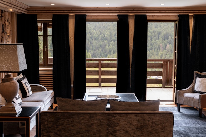 Signature Dolomites Suite - Living Area
