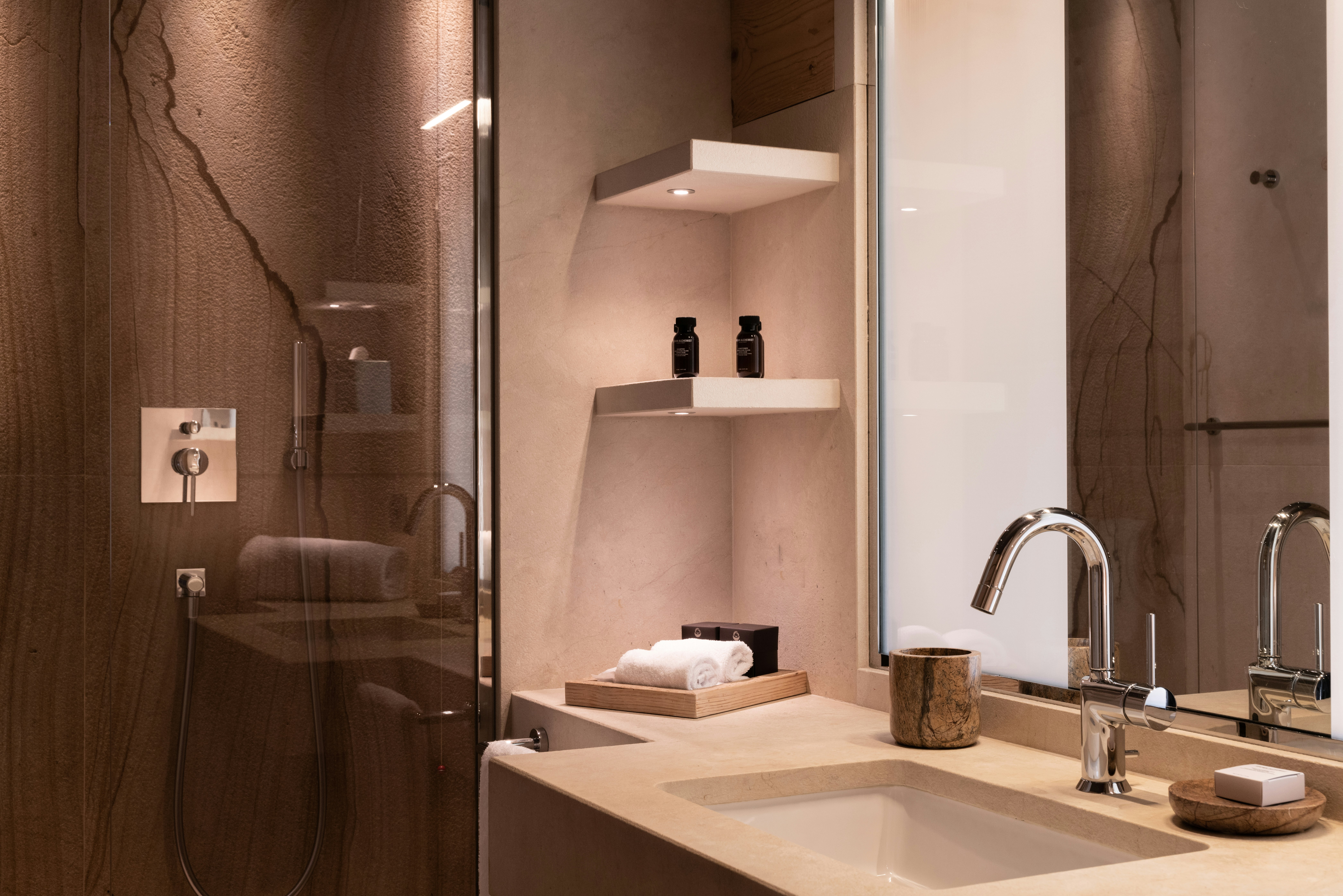 Superior Room - Bathroom