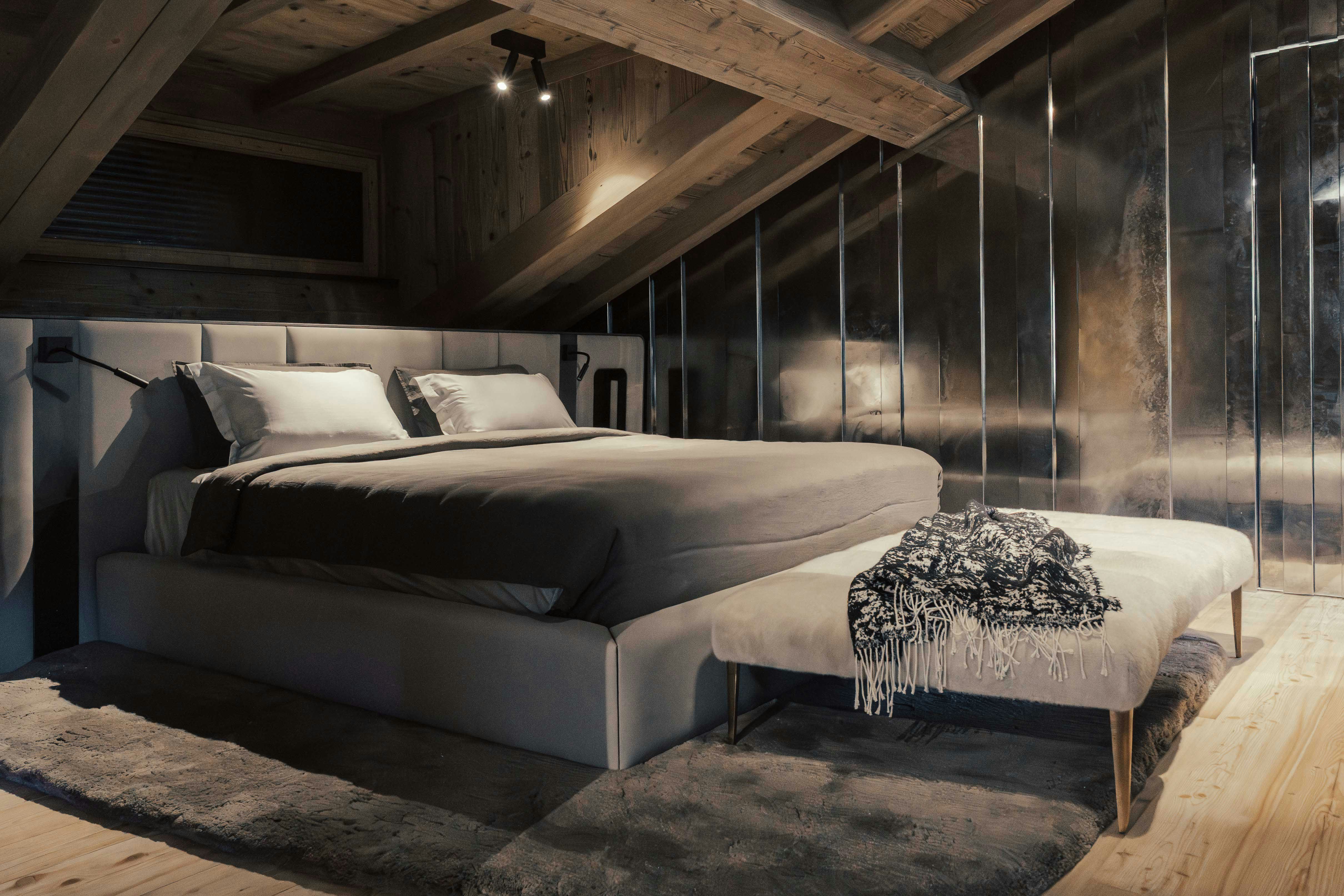 Penthouse with Dolomites View by HENGE - Bedroom