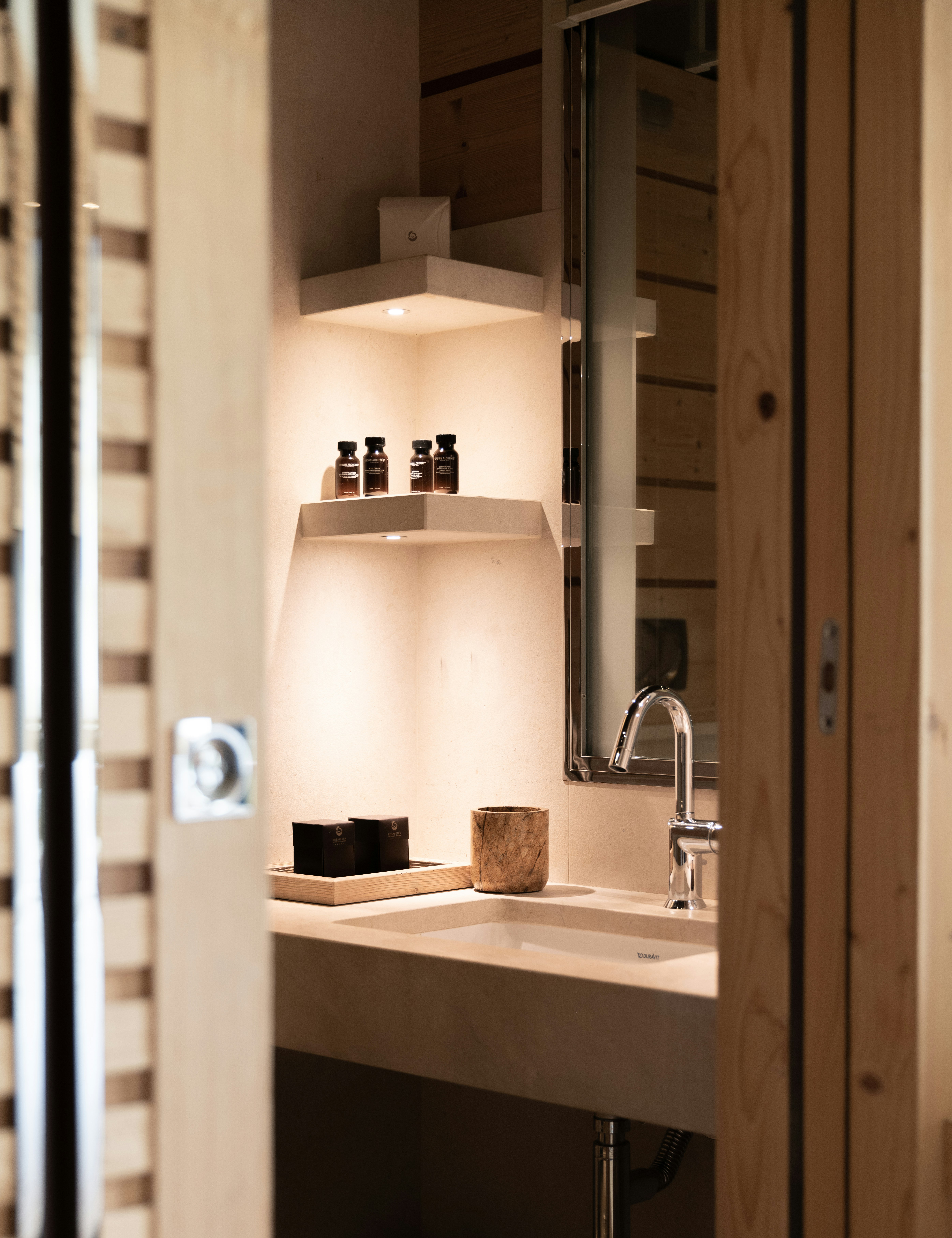 Deluxe Plus - Room Details