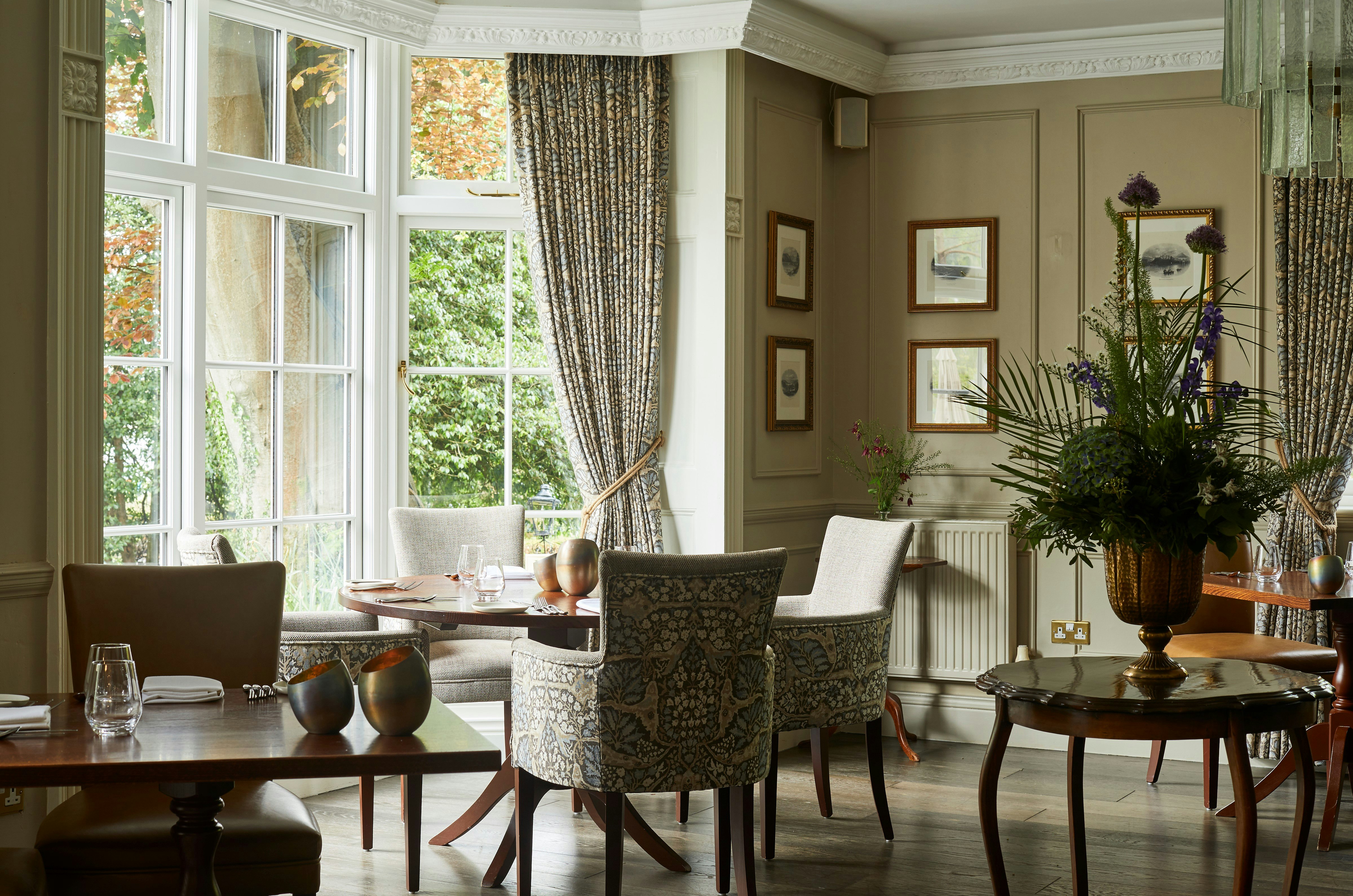 Enjoy memorable evenings in the stylish restaurant