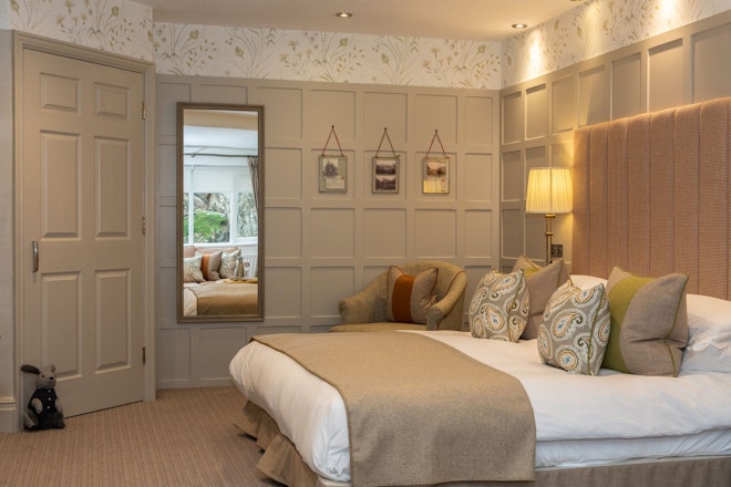 Superior Courtyard room