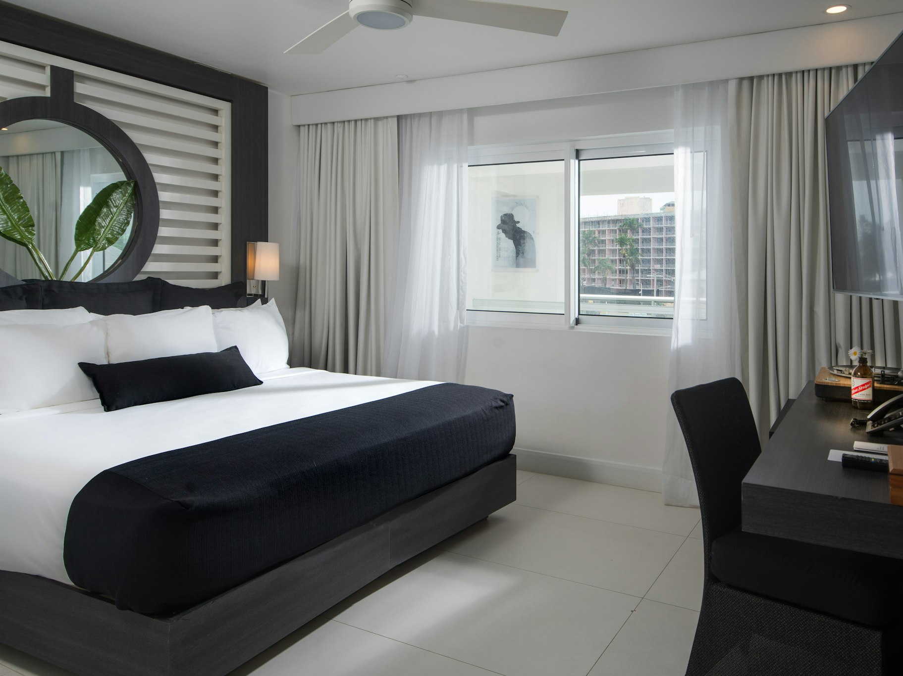 S. Hotel Jamaica