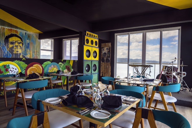 Roots Rock Restaurant