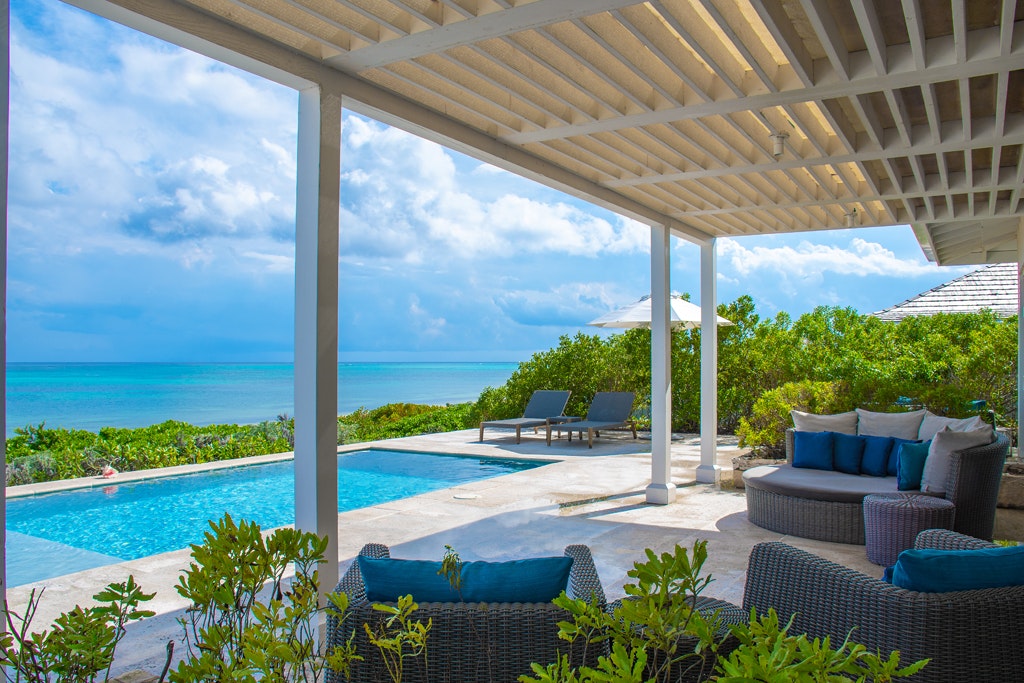 Two Bedroom Beachfront Villa Premier - Pool