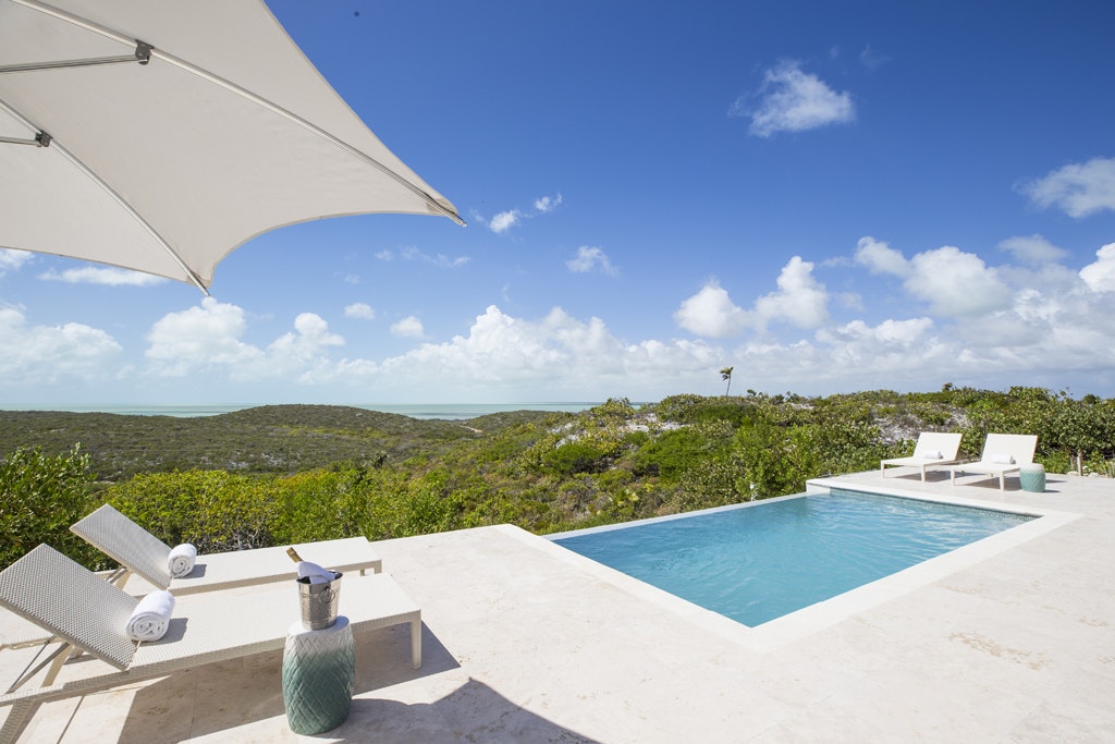 Three Bedroom Peninsula Skyridge Villa - Pool