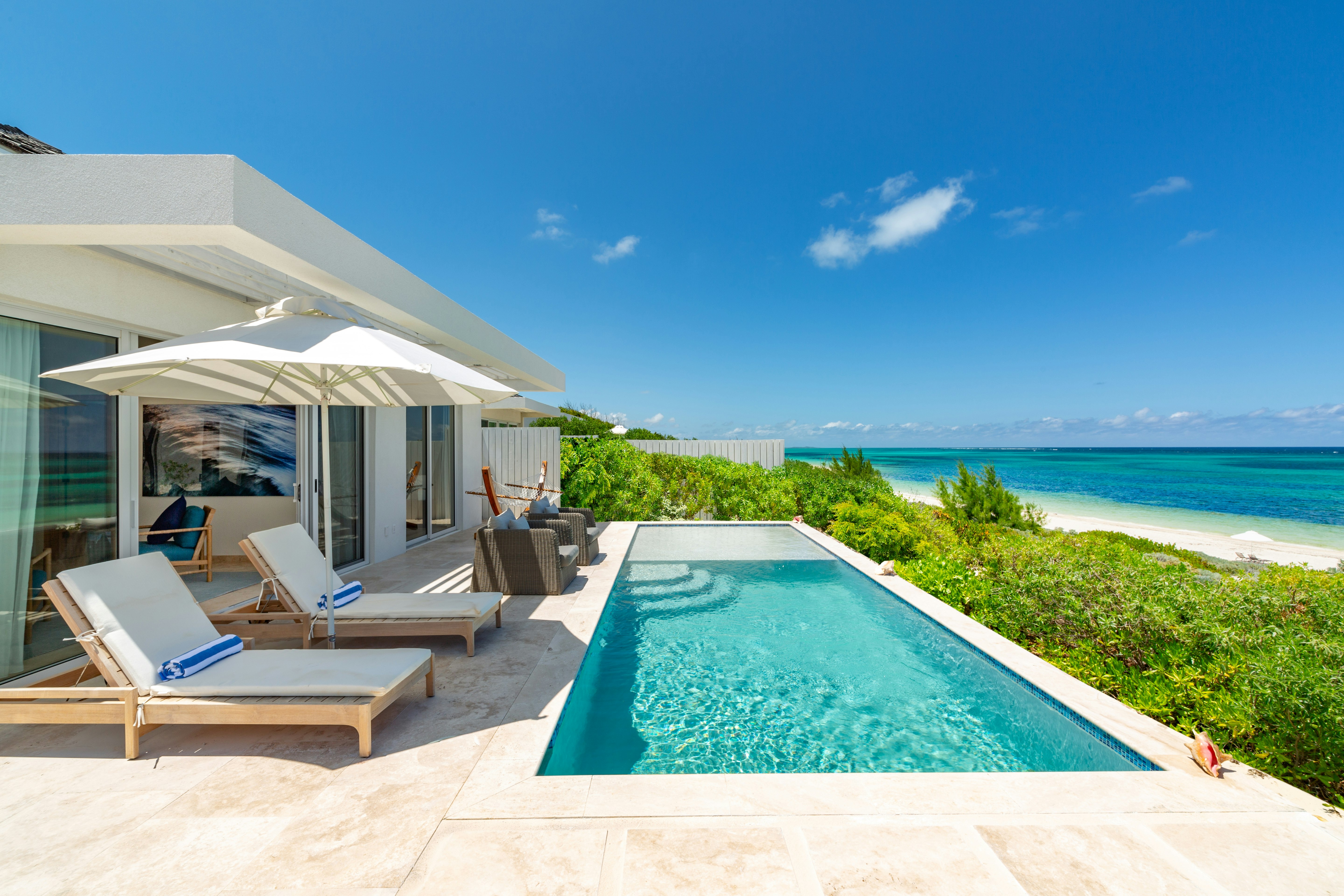 Two Bedroom Beachfront Villa Deluxe - Pool