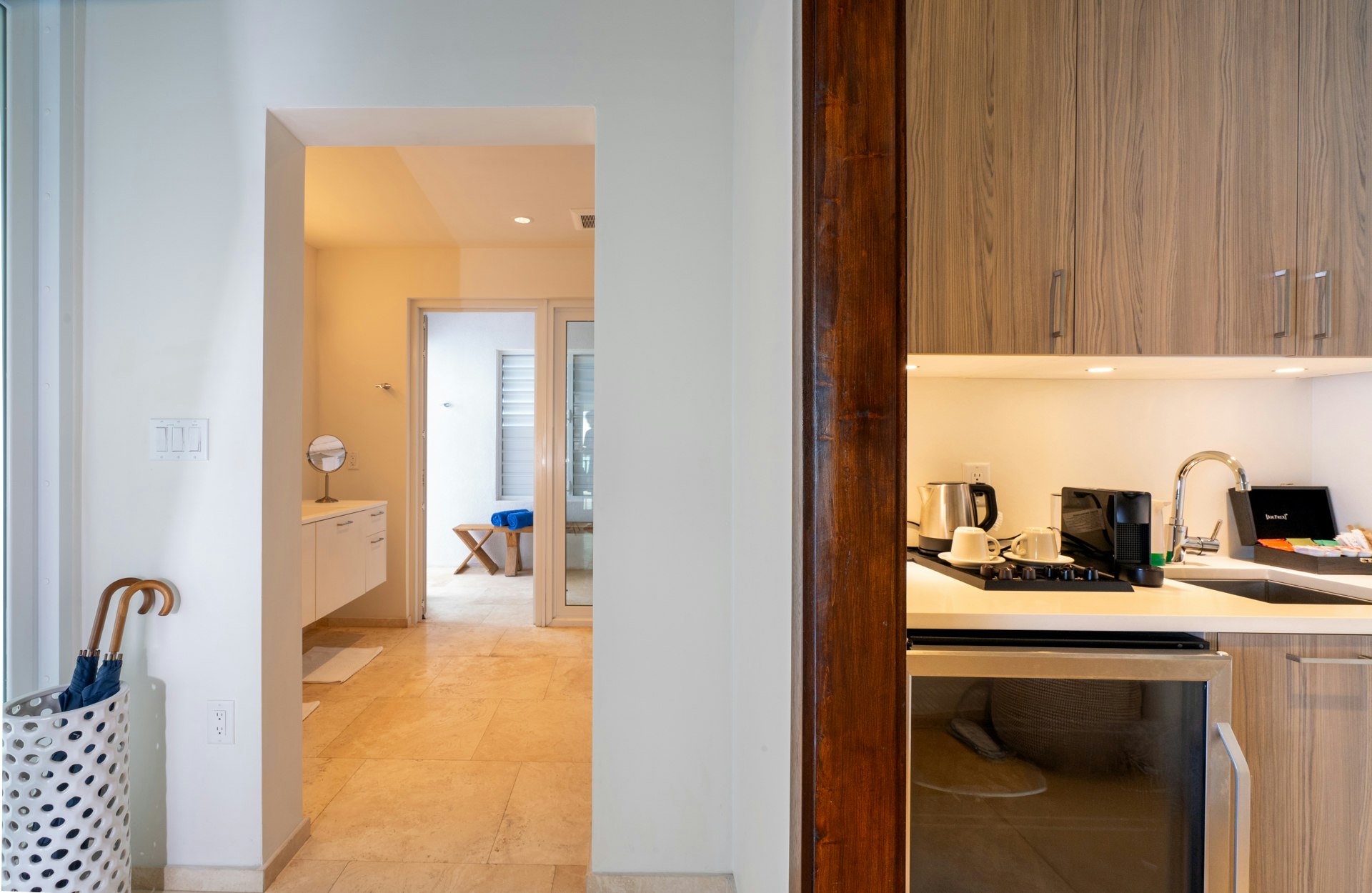 Ridgetop Ocean View Premier Suite - Kitchenette