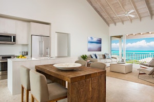 Ridgetop One Bedroom Ocean View Suite - Kitchen