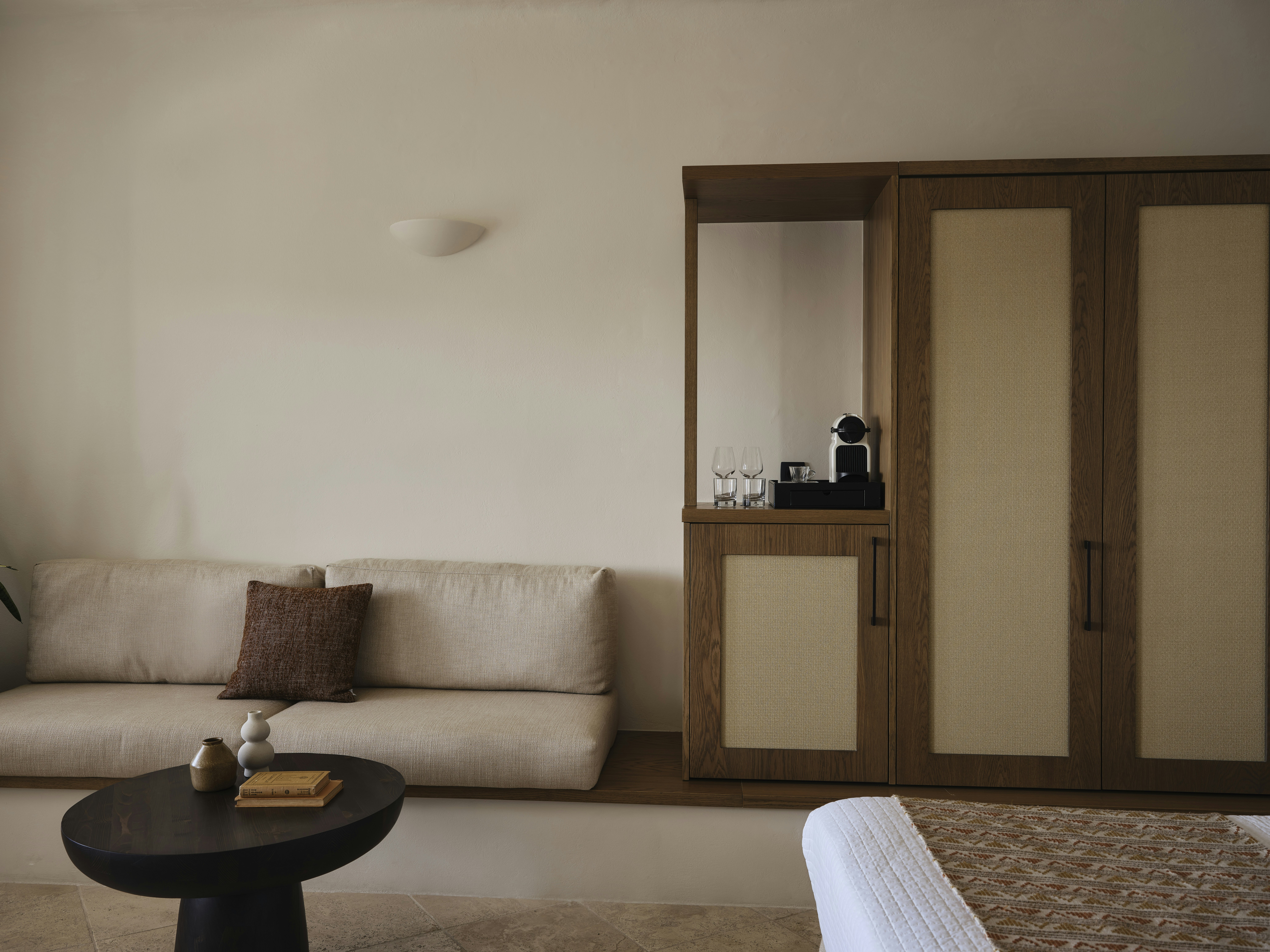 Honeymoon Suite - Bedroom