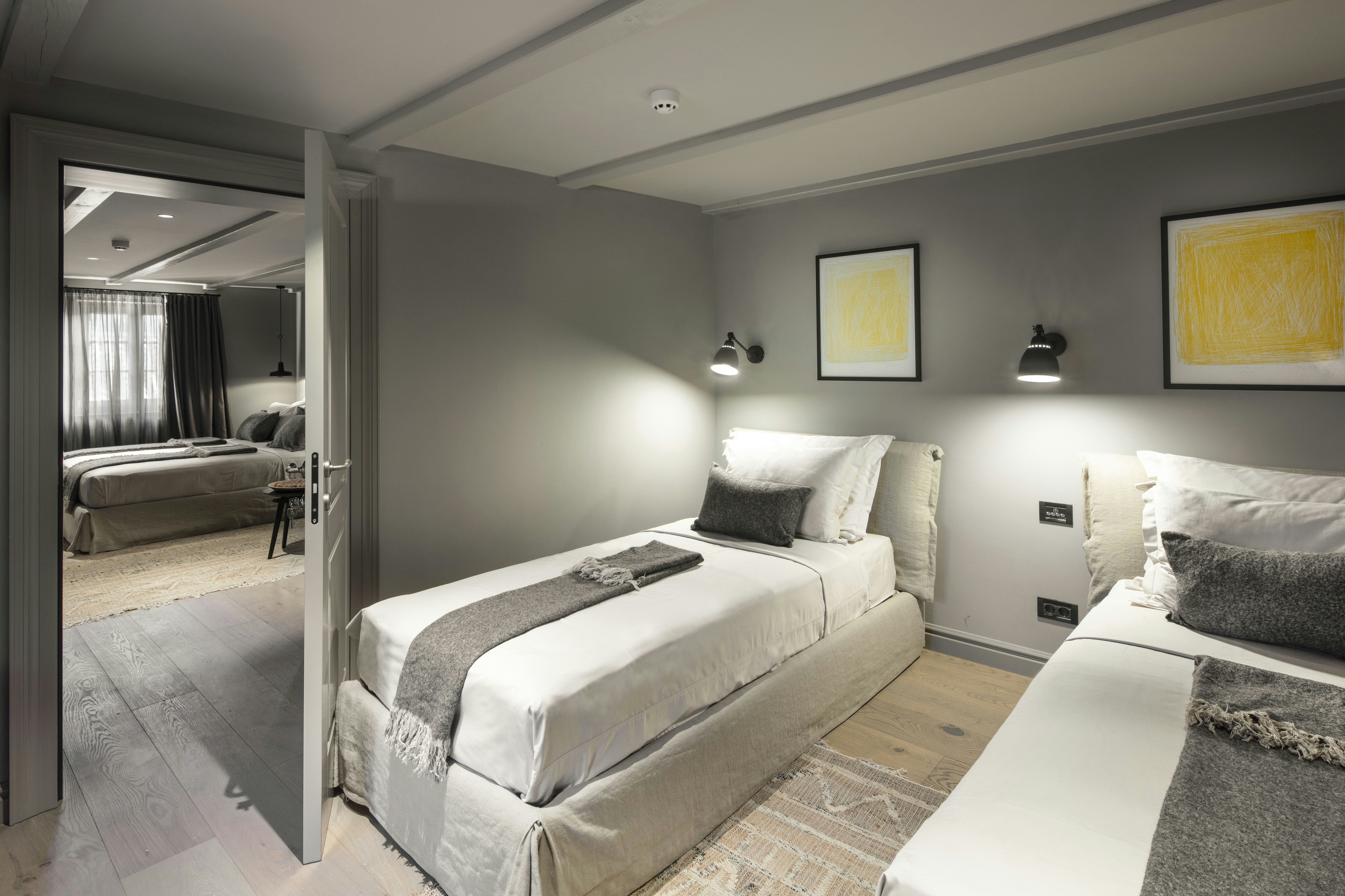 Family Suite - Bedroom