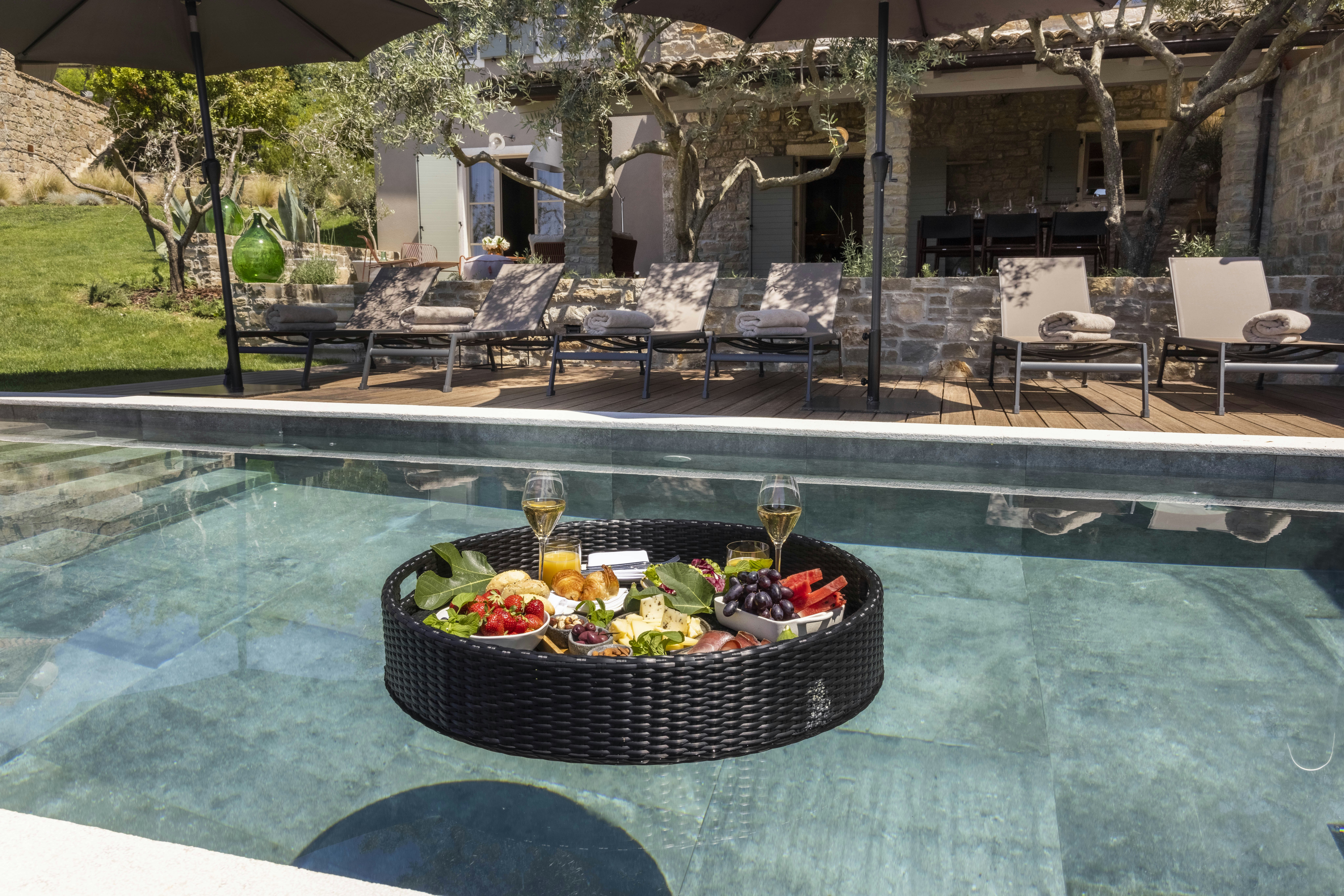 Three Bedroom Villa - Floating Breakfast