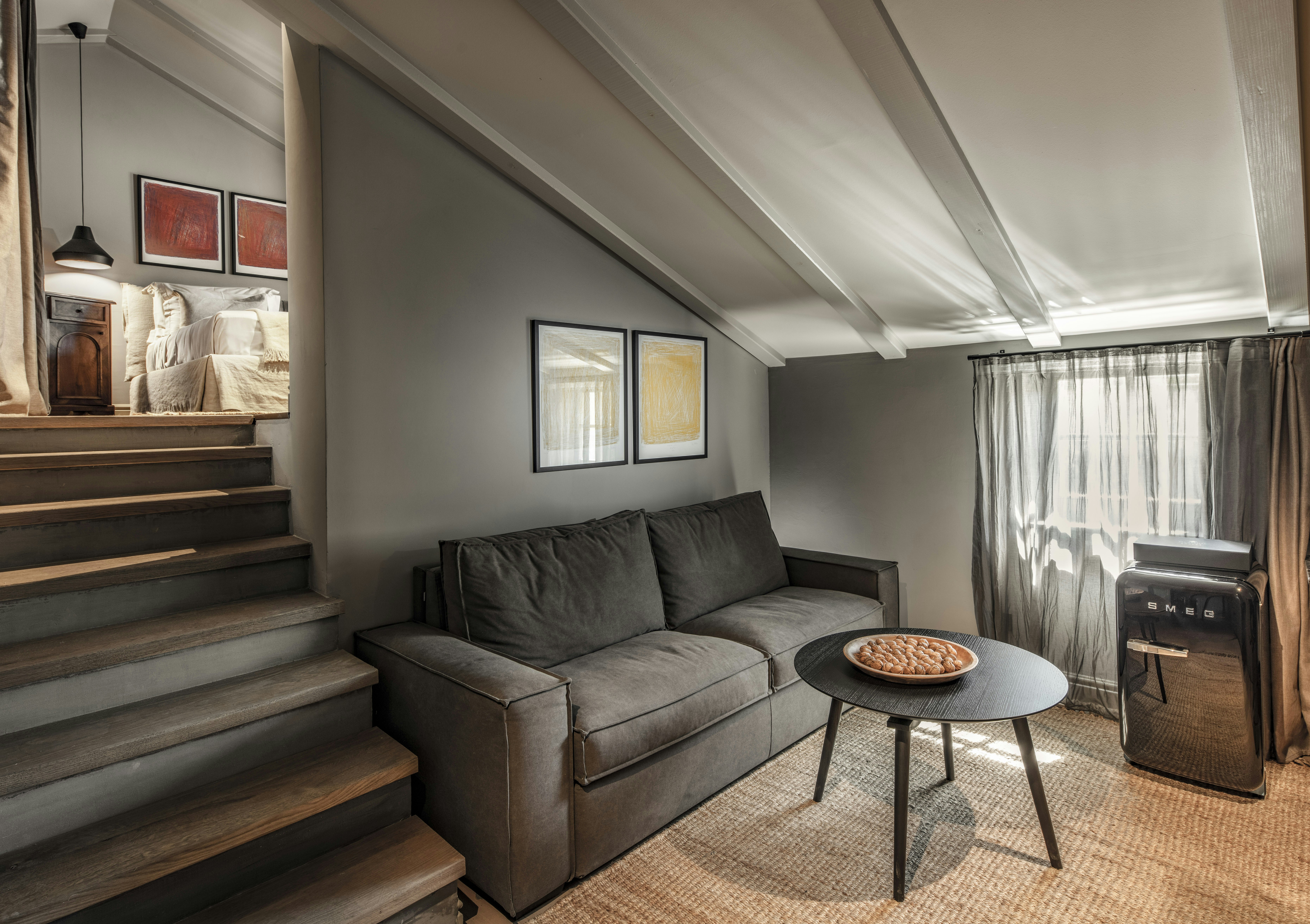 Romantic Suite - Living Area