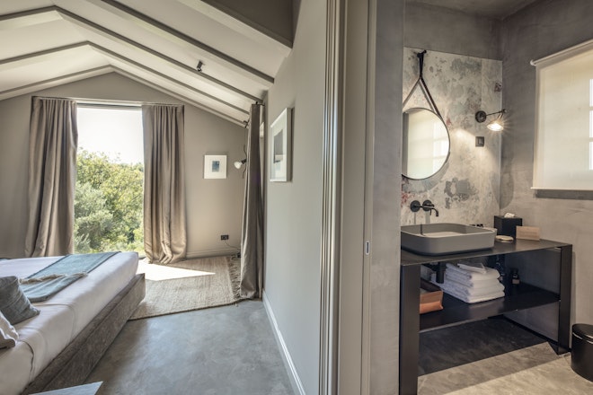 Three Bedroom Villa - Bathroom