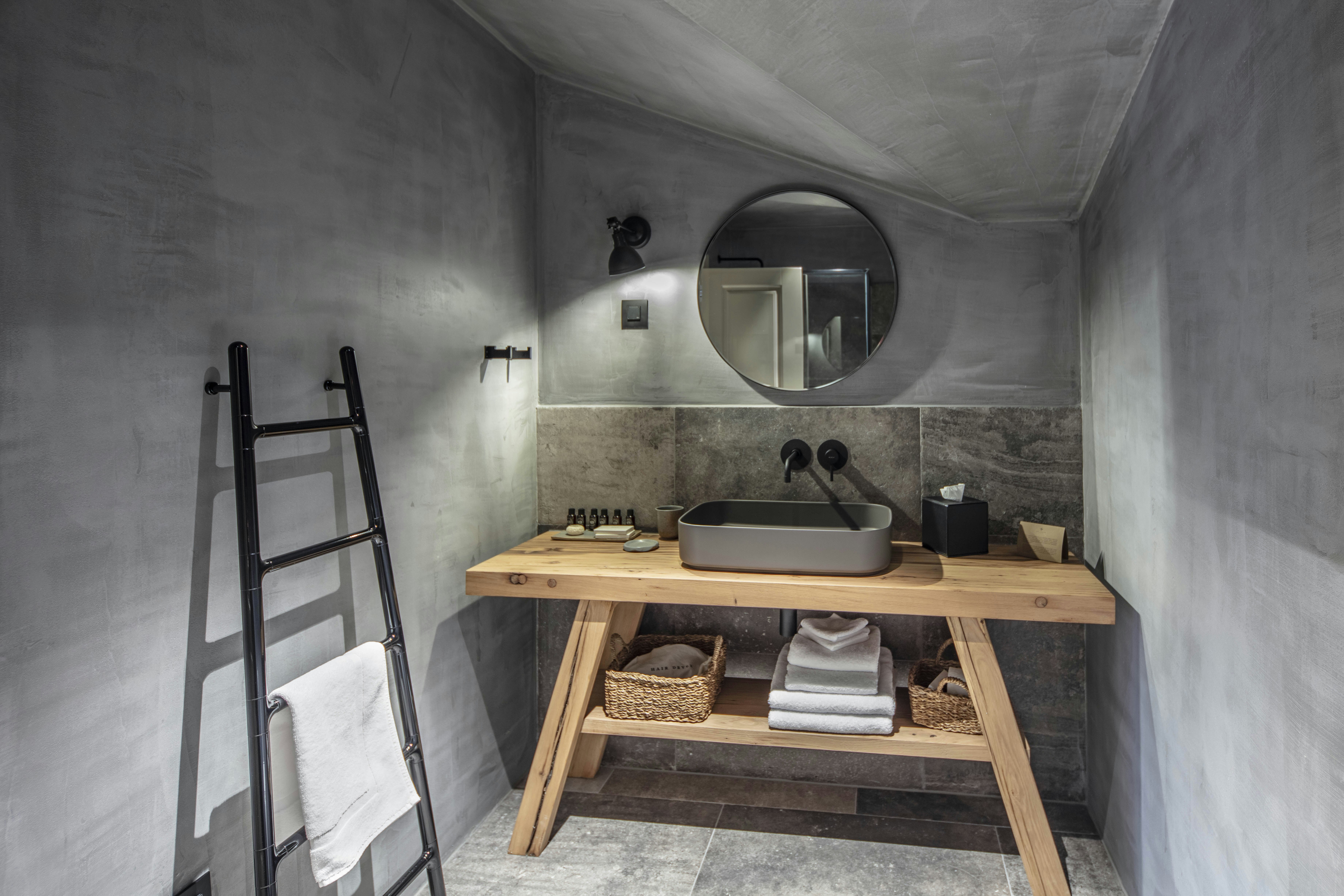 Superior Room - Bathroom