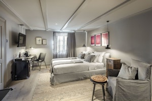 Family Suite - Bedroom