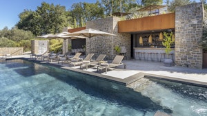 Pool Bar