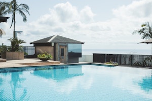 Pool & Sauna