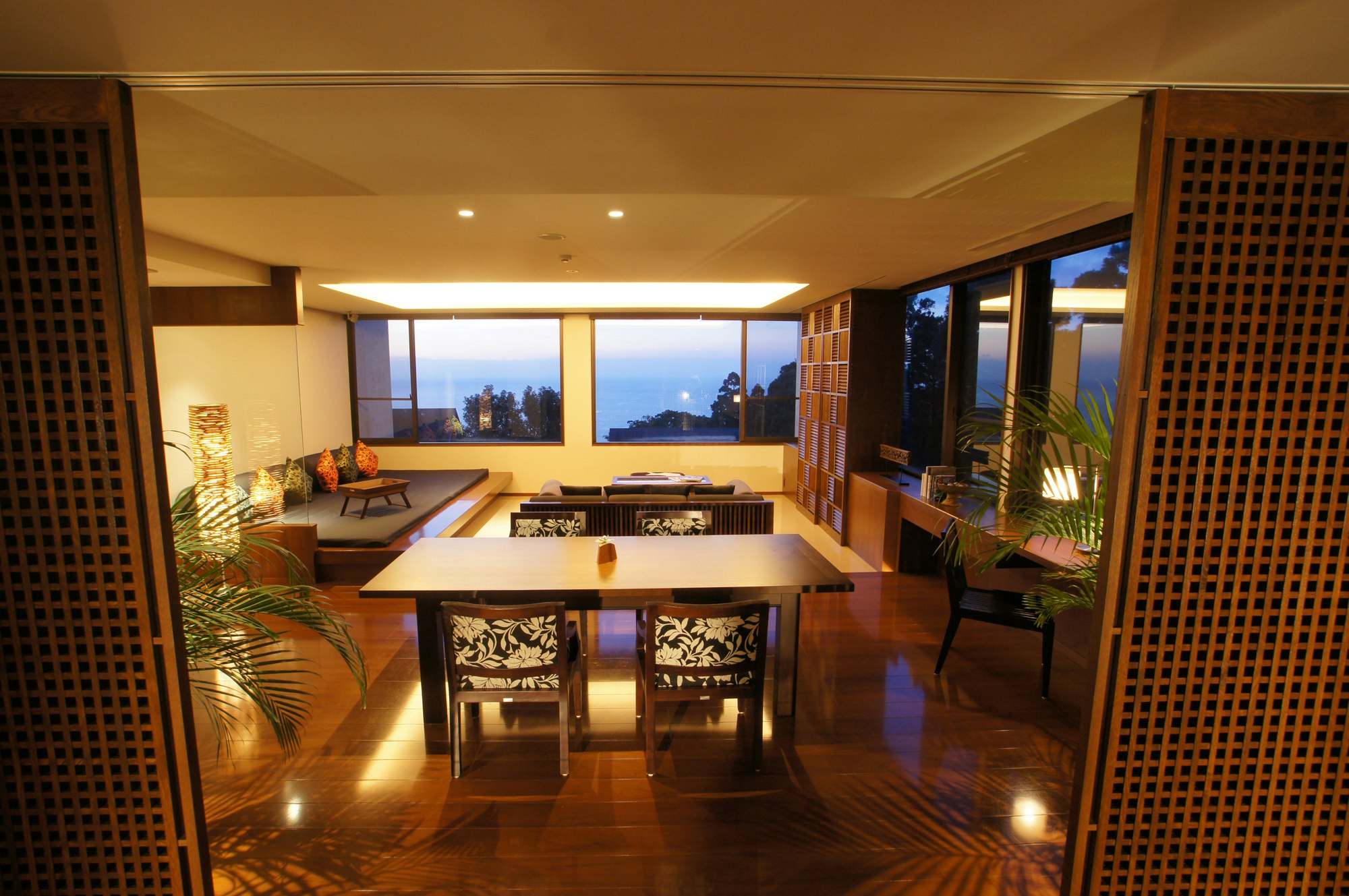 Sankara Suite - Dining Area