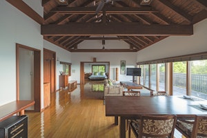 Sankara Villa Suite - Dining Area