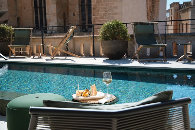Singular Rooftop Terrace & Pool Bar